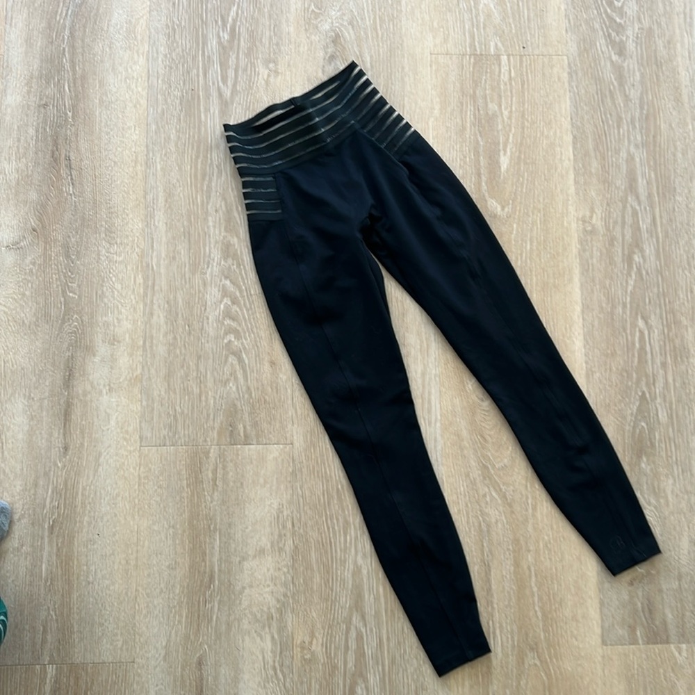 Bombshell Sportswear Statement Leggings, black, small